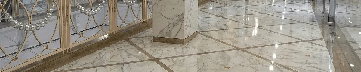 Beautiful marble floor professionally installed in Chicago, IL